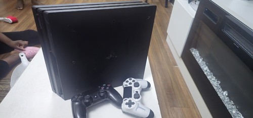 Sony ps4 pro - 1tb,