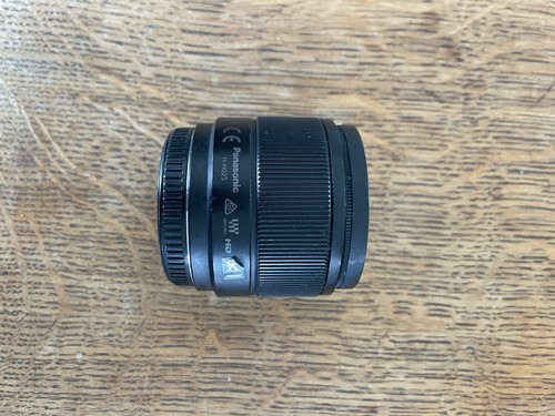 Panasonic lumix 25mm 1 7 - panasonic,