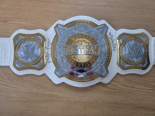 Wwe official womens tag team - wwe,