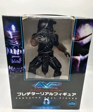 Alien Vs. Predator Model Number Predator Black Color 2008 Furyu 10"