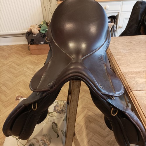 Gfs saddle brown wide - saddle, 17"