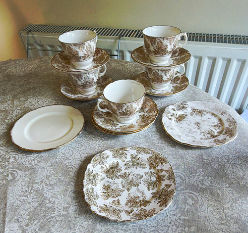 Colclough bone china tea cup - colclough,