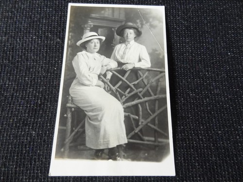 Social history postcard young - postcard,
