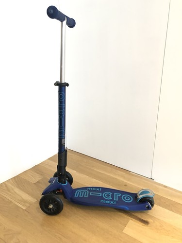 Maxi micro wheeled scooter - micro,