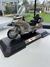 Vintage Honda Goldwing 1500 Die Cast Model Motorcycle Massive 1/10 Not 1/18 Rare