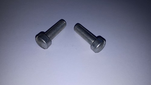Engine front sealing block - sealing, o/e