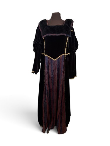 Medieval noblewoman costume - medieval,