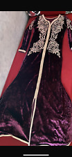 traditional long Moroccan kaftan , medium size , purple 