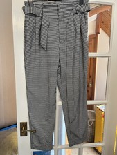 Ladies size 12 dogtooth paper