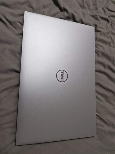 Dell xps 9710 - 17, 32gb