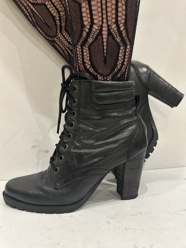 Red herring vintage black - vintage,