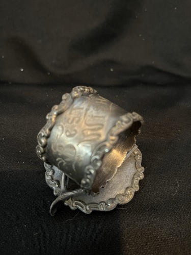 Meriden quadruple silver plate - quadruple,