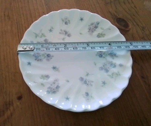 Wedgwood small plate dish - wedgwood,