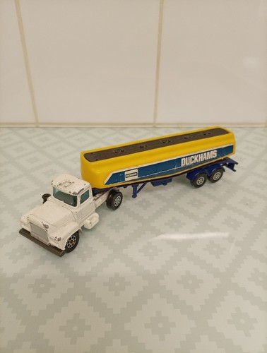 Corgi juniors mack series - mack, r
