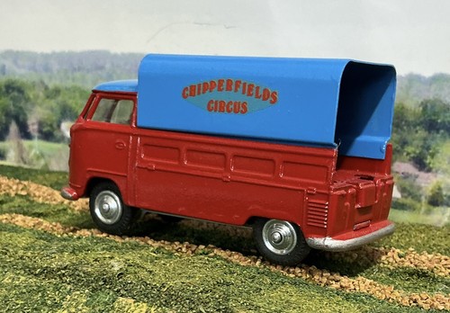 Corgi chipperfield circus vw - chipperfield,