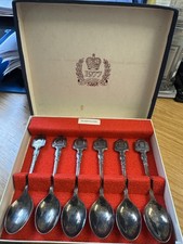 6 Queen Elizabeth II Silver Plated Spoons ~ Silver Jubilee ~ Boxed ~ Sheffield