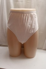 Sissy VtG. Fruit of Loom High