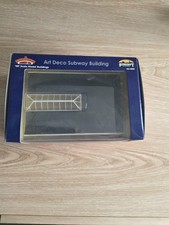 Bachmann art deco Subway