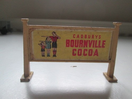 Hornby gauge metal station - 00,