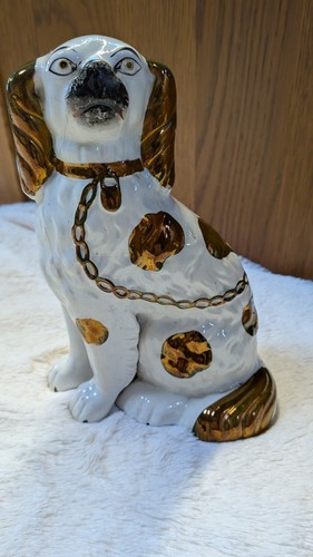 Staffordshire spaniel pottery - staffordshire,