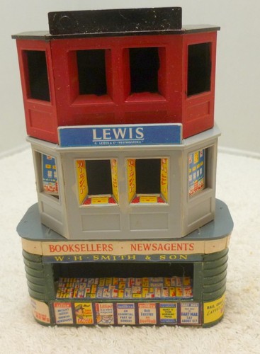 Vintage airfix station - airfix,