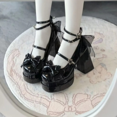 Night club platform women - night,