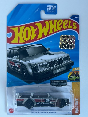 Hot wheels volvo - volvo, 240