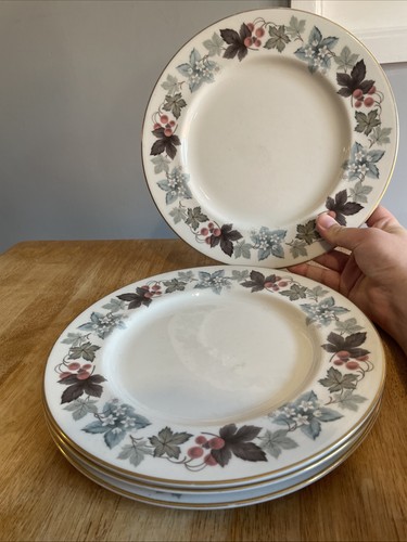 Royal doulton camelot - 4, x