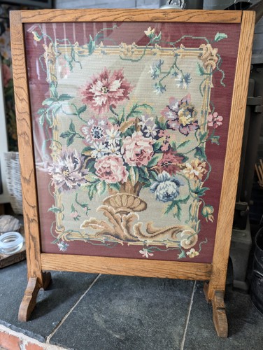 Vintage oak framed floral - oak,