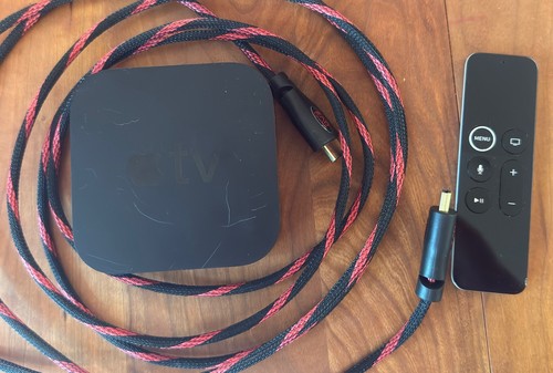 Apple 1842 with remote - with,