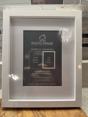 White 10x8 photo - white, frame