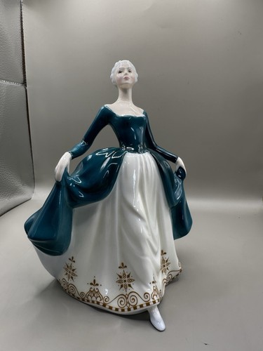 Royal doulton figurine hn - doulton,