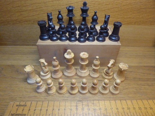 Vintage wooden chess set - chess,