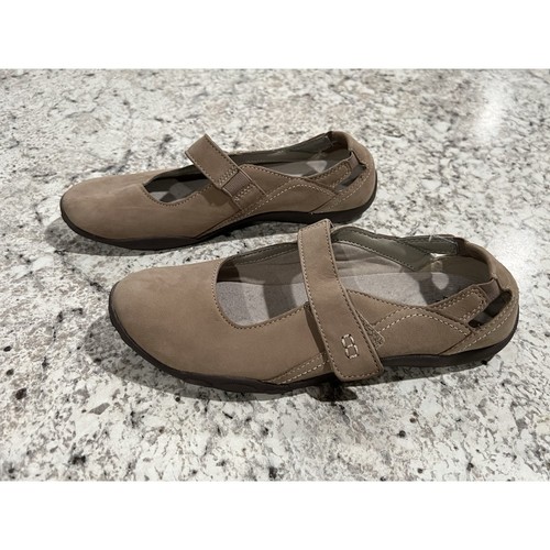 Womens tan clarks mary - mary, jane