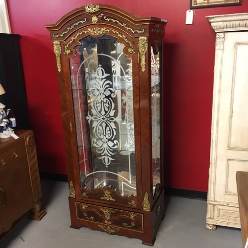 Ornate burl walnut - ornate, french