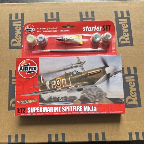 Airfix model kit supermarine - -,