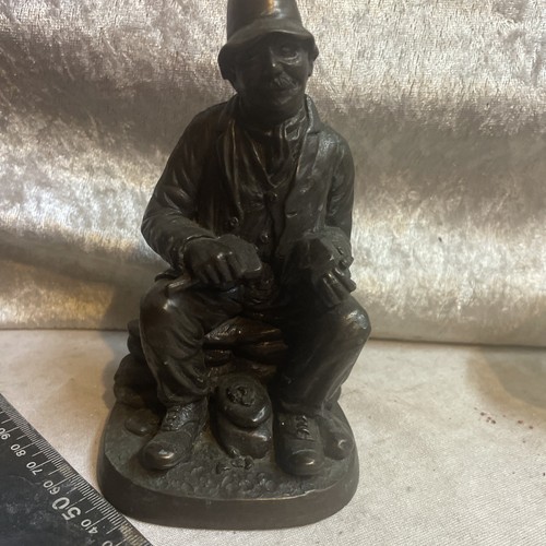 Vintage cold cast - cast, figure
