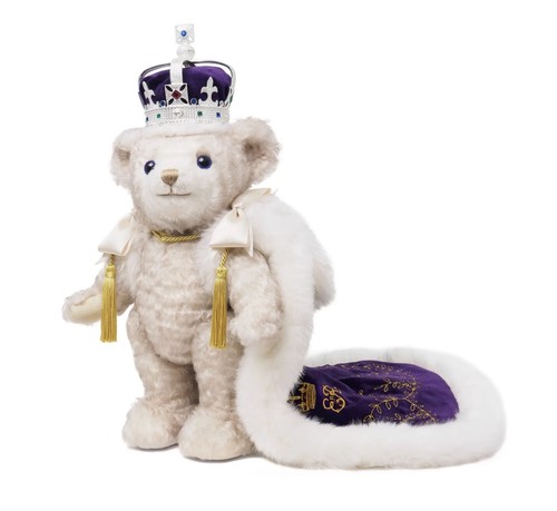 The queen platinum jubilee - the,