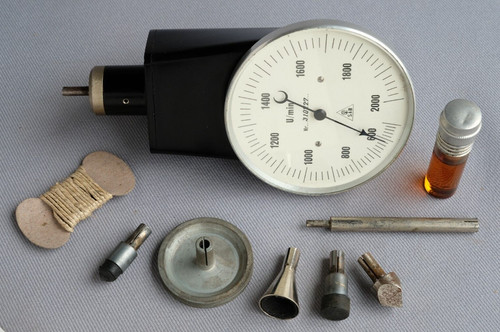 Hand tachometer cased - &,