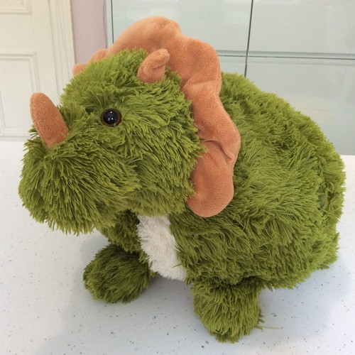 Giant fluffy triceratops - fluffy,