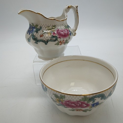 Royal doulton majestic - royal,