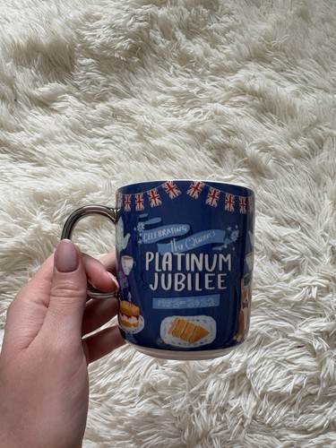 Tesco platinum jubilee mug - platinum,