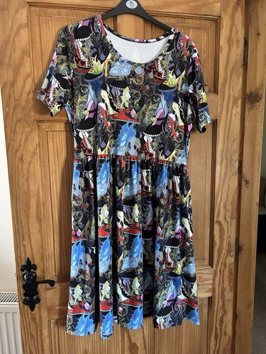 Carolina dress room - carolina,