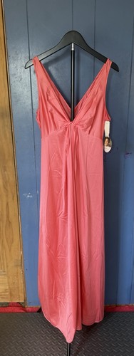 New olga nightgown - new,