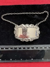 Sterling Silver GIN Decanter Label. 14.1g. London 1970