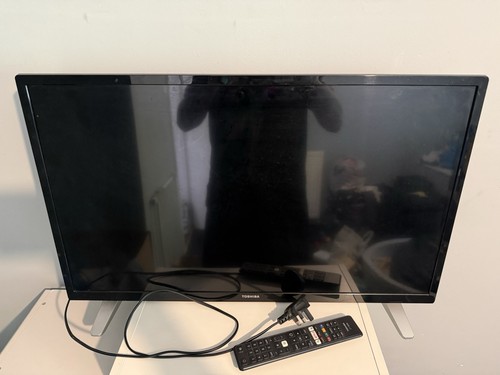 Toshiba smart tv - 32”, with