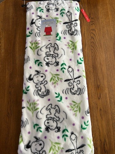 Peanuts snoopy plush throw - plush,