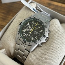 Seiko Stainless Steel Chronograph 100M Green Dial Mens Watch * SND377P