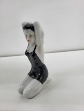 Figurine Bathing Beauty Sexy