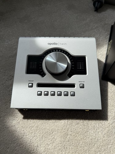 Universal audio apollo - universal,